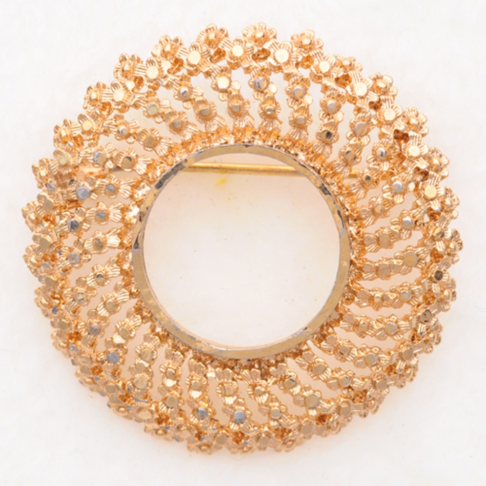 Glittering Gold Wreath Vintage BSK Pin
